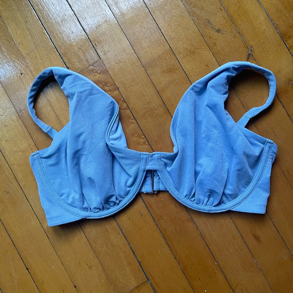 Abercrombie&Fitch Curve Love Bikini Top EUC